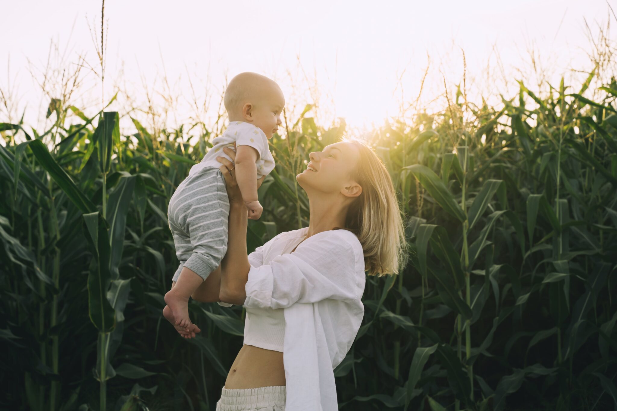 madre vive una maternidad consciente con libertad.